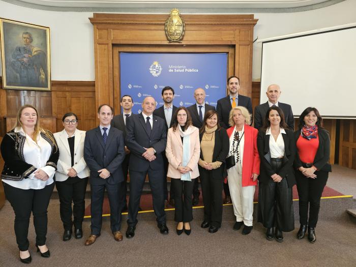 Foto de integrantes del MSP, FNR, la Embajada Argentina e instituciones asociadas a la CATM