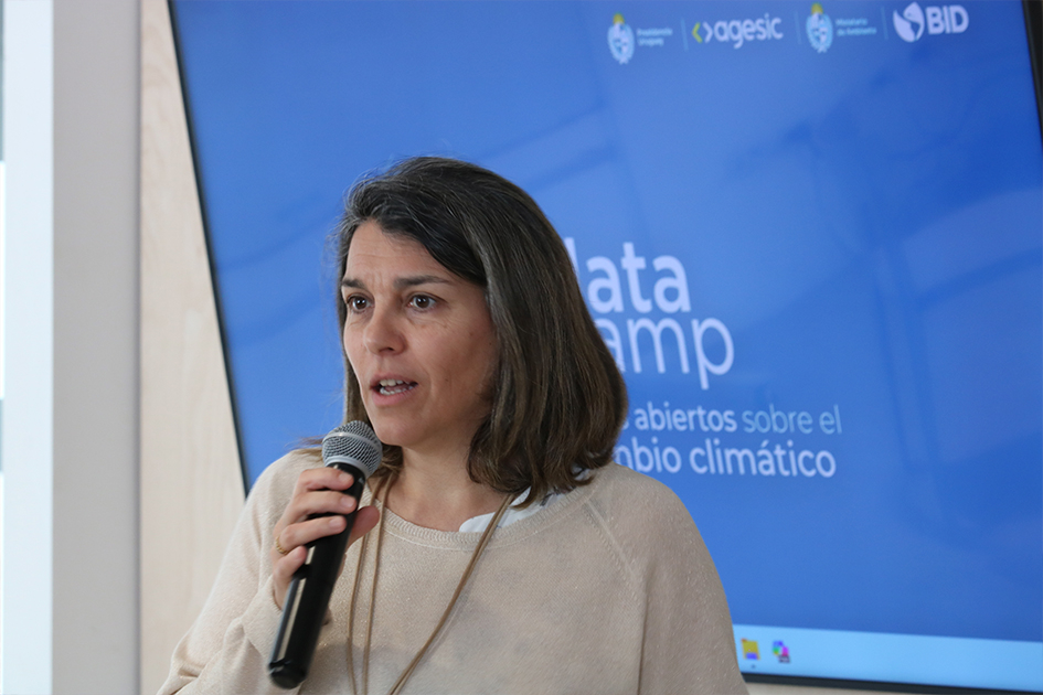 Virginia Sena del Ministerio de Ambiente.