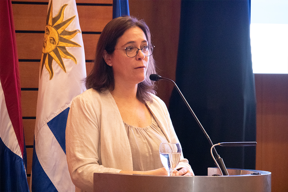 Fabiana Santellán, gerenta de la división Gestión y Auditoría de Seguridad de la Información -Agesic Fabiana Santellán, gerenta de la división Gestión y Auditoría de Seguridad de la Información -Agesic
