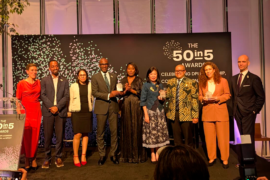 Referentes ganadores de la primera edición de los 50-in-5 Awards Referentes ganadores de la primera edición de los 50-in-5 Awards