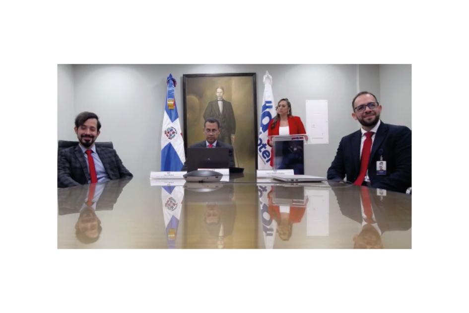 Representantes de República Dominicana firmando el convenio Representantes de República Dominicana firmando el convenio