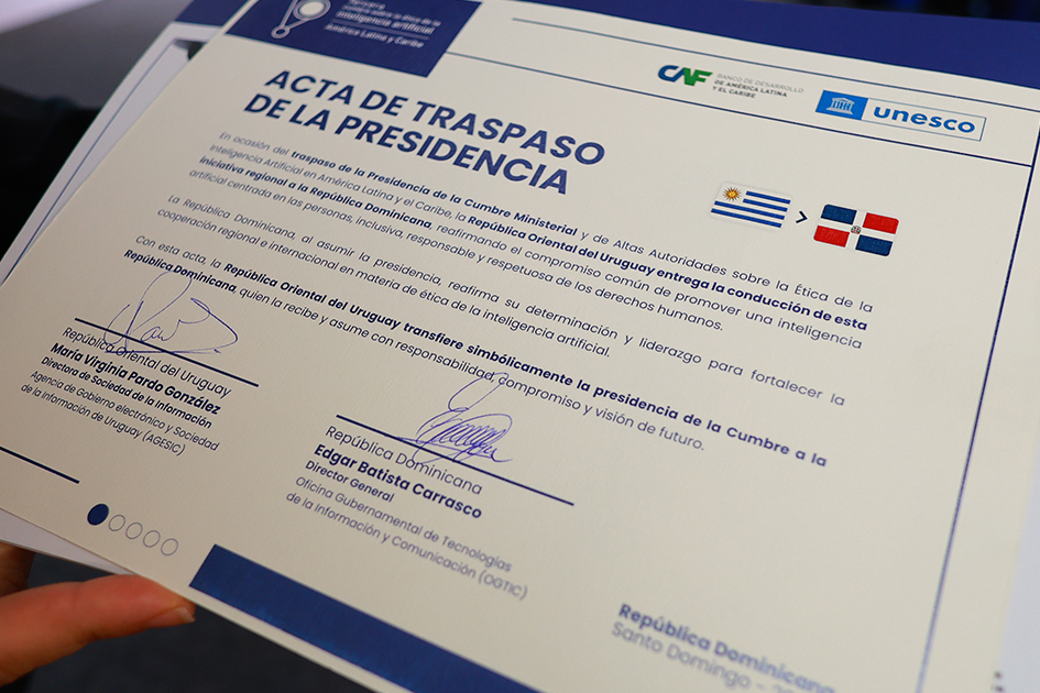 Acta de traspaso de la presidencia Acta de traspaso de la presidencia entre Uruguay y República Dominicana