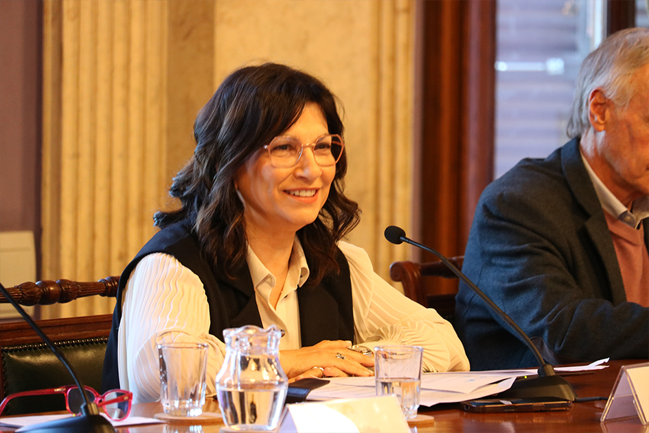 Blanca Rodríguez Blanca Rodríguez durante la apertura del seminario internacional