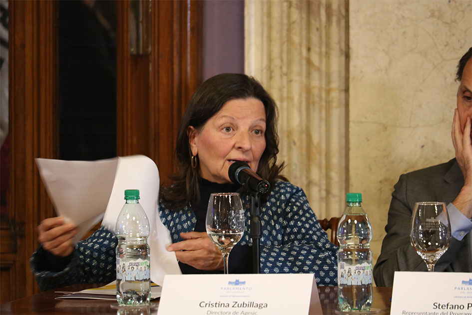 Cristina Zubillaga, directora ejecutiva de Agesic cerrando el panel