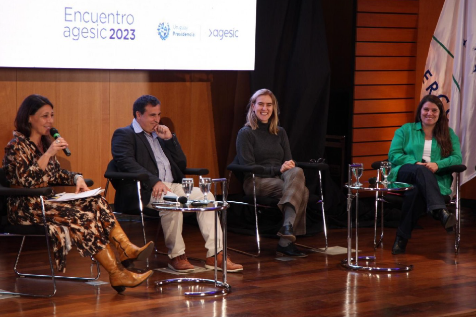 Virginia Pardo, Máximo Gurméndez, Carolina Aguerre y Ximena Camaño. Virginia Pardo, Máximo Gurméndez, Carolina Aguerre y Ximena Camaño.