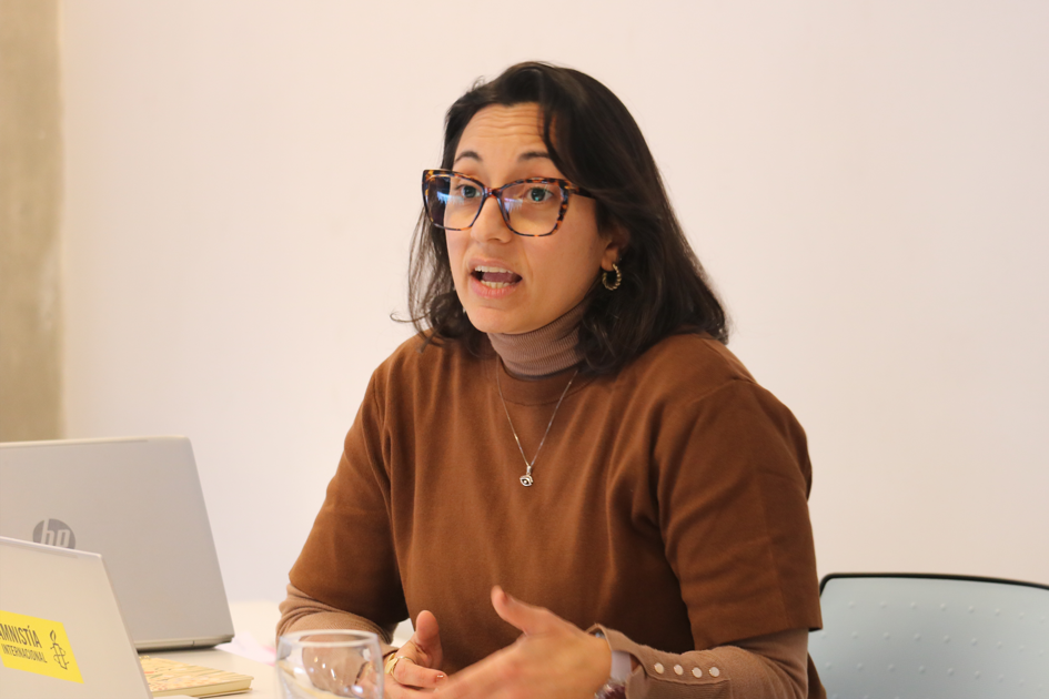 Lucía Pérez, representante de la Red de Gobierno Abierto Lucía Pérez, representante de la Red de Gobierno Abierto exponiendo en la mesa de apertura