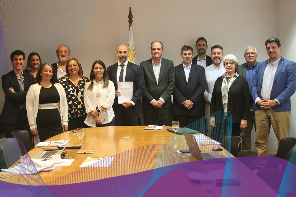 Comité Estratégico del Sector Público para la Inteligencia Artificial Integrantes del Comité Estratégico luego de aprobar la Estrategia Nacional de IA 2024 - 2023