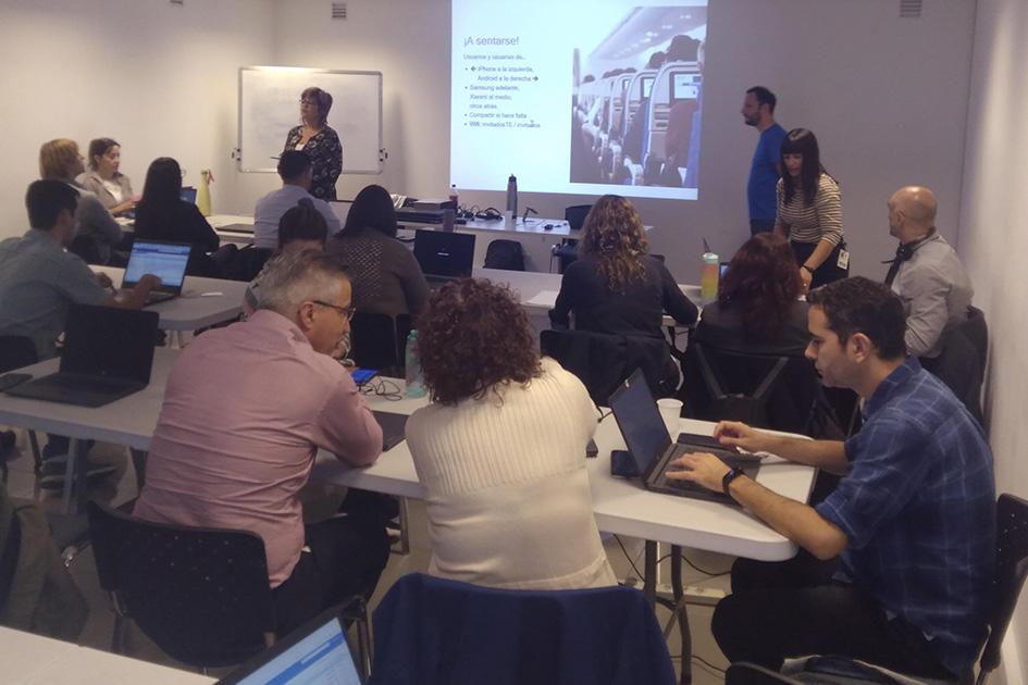 Primer ciclo de capacitaciones sobre accesibilidad digital Personas participando del primer ciclo de capacitaciones sobre accesibilidad digital