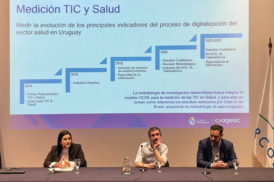 Jimena Hernández, Juan Bertón y Rafael Porzecanzki, resultados del informe Medición TIC y Salud Jimena Hernández, Juan Bertón y Rafael Porzecanzki, resultados del informe Medición TIC y Salud
