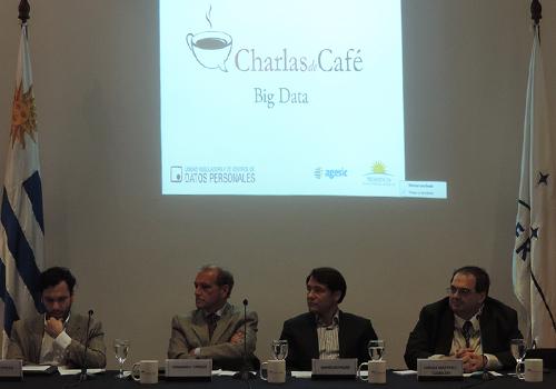 charla-cafe-04.jpg charla-cafe-04.jpg