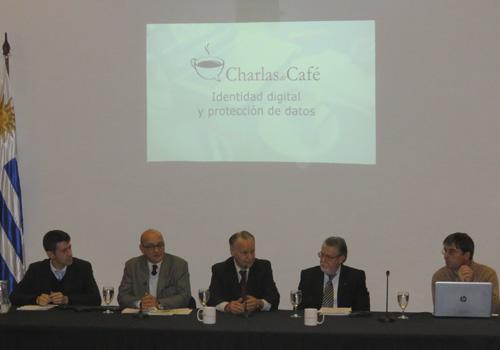 charlascafe.jpg charlascafe.jpg