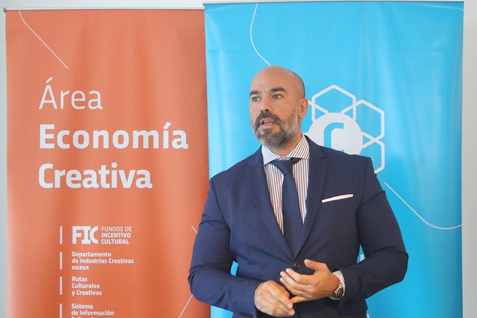 Hebert Paguas director ejecutivo de Agesic Hebert Paguas en la Mesa de diálogo sobre inteligencia artificial e industrias creativas