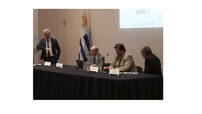 Salón de actos de Torre Ejecutiva con la presencia de autoridades Salón de Actos de Torre Ejecutiva con la presencia de autoridades