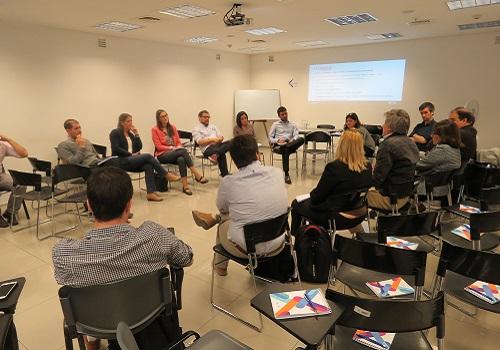 Encuentro Agesic 2018 Personas participando del taller