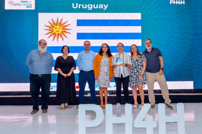 Autoridades en la Conectatón