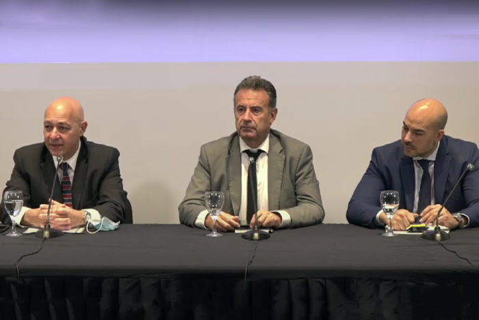 Apertura del evento con Hugo Odizzio, Daniel Salinas y Hebert Paguas Apertura del evento con Hugo Odizzio, Daniel Salinas y Hebert Paguas