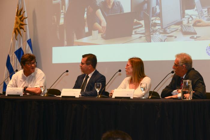 Gustavo Betarte, Mauricio Papaleo, Julieta López y Juan Pereyra Gustavo Betarte, Mauricio Papaleo, Julieta López y Juan Pereyra
