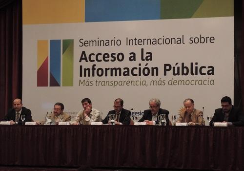 panel-seminario-uaip.jpg
