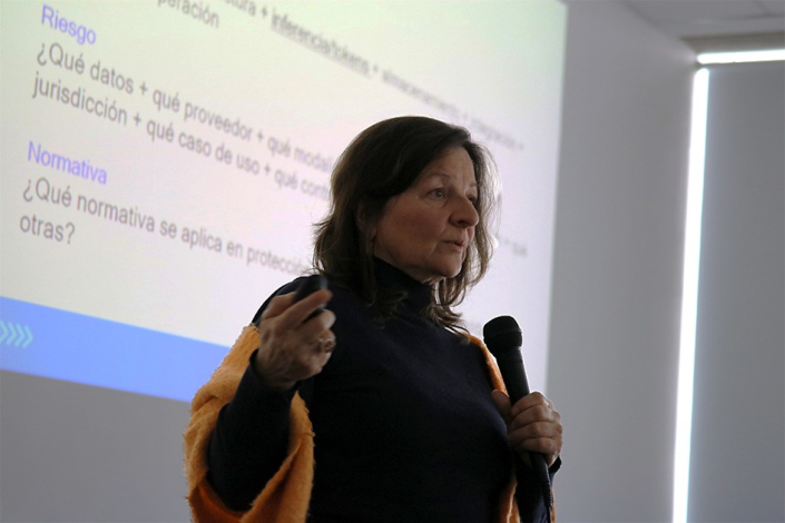 Cristina Zubillaga, directora ejecutiva de Agesic en el apertura de la actividad