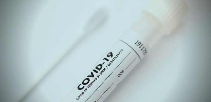 Hisopo y recipiente para test covid 19