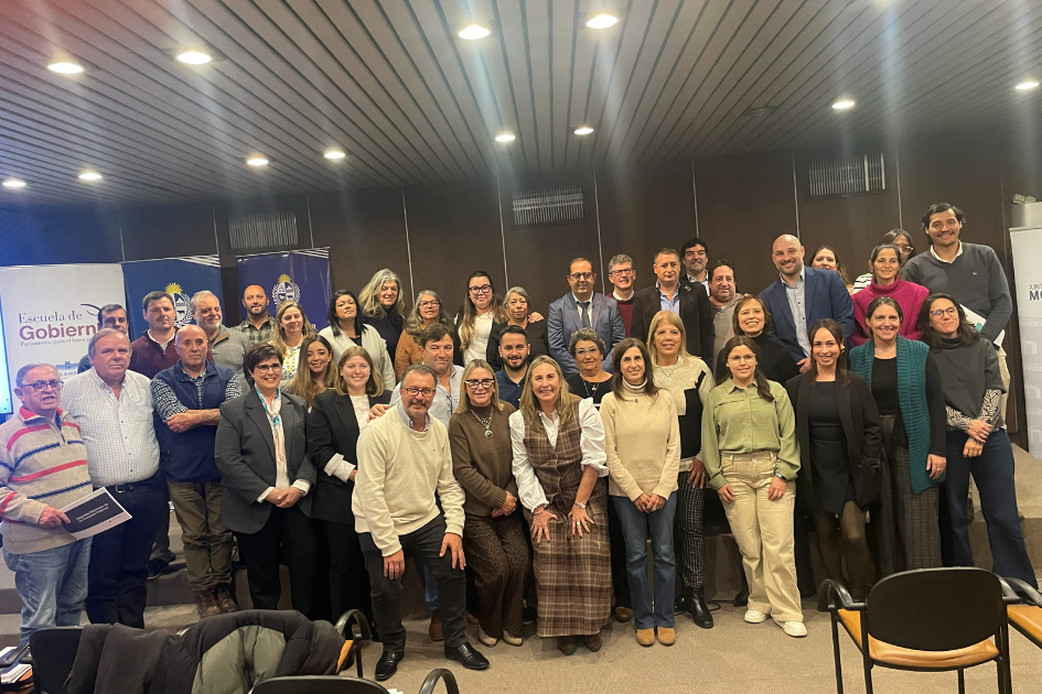 Capacitación a ediles en Montevideo