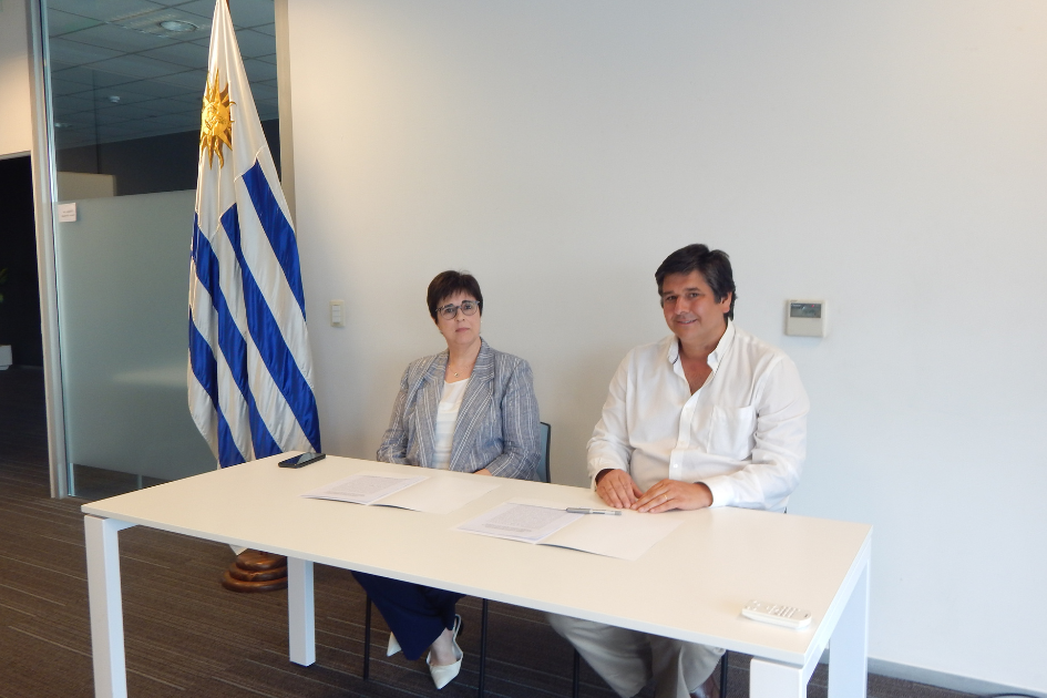 ARCE y COPRODEC firmaron un convenio de cooperación interinstitucional. ARCE y COPRODEC firmaron un convenio de cooperación interinstitucional.