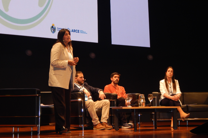 Dra. Karla Moccia Dra. Karla Moccia