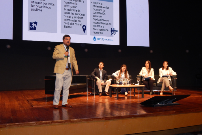 Ec Juan Manfredi Ec Juan Manfredi