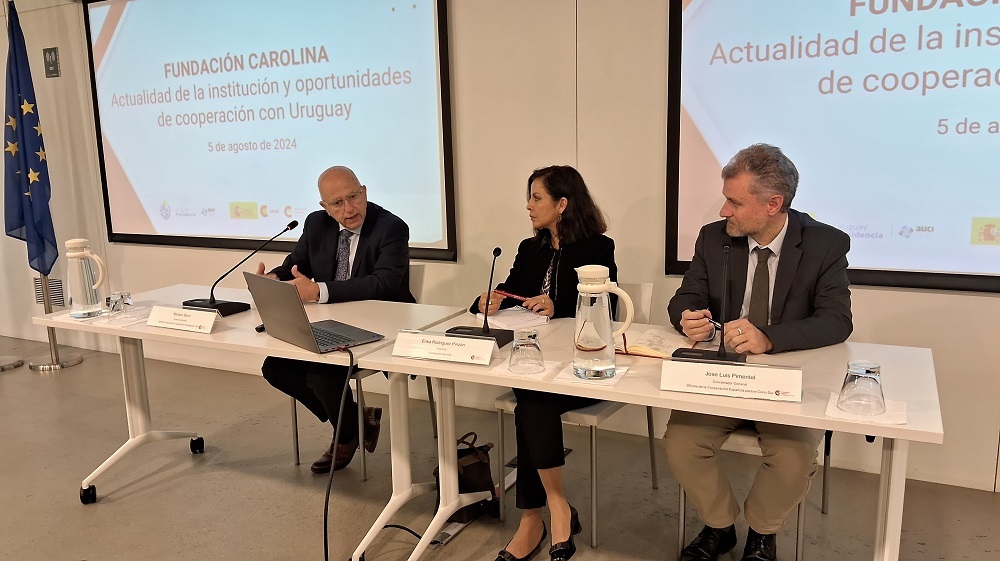 Presentación de oportunidades de formación facilitadas por Fundación Carolina