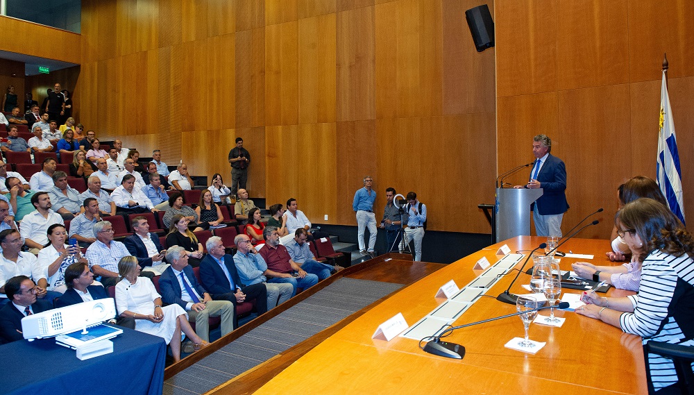 Lanzamiento del programa Municipios Sostenibles. Foto Presidencia..