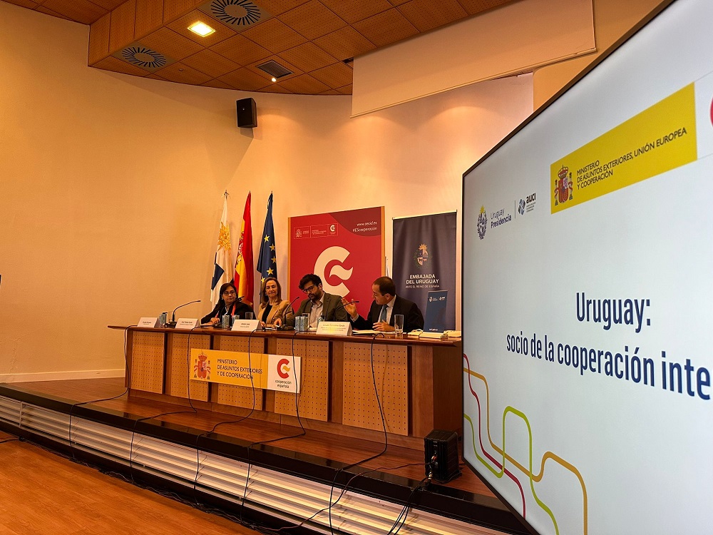 Uruguay rindió cuentas de la estrategia en cooperación internacional que desarrolla con UE y España
