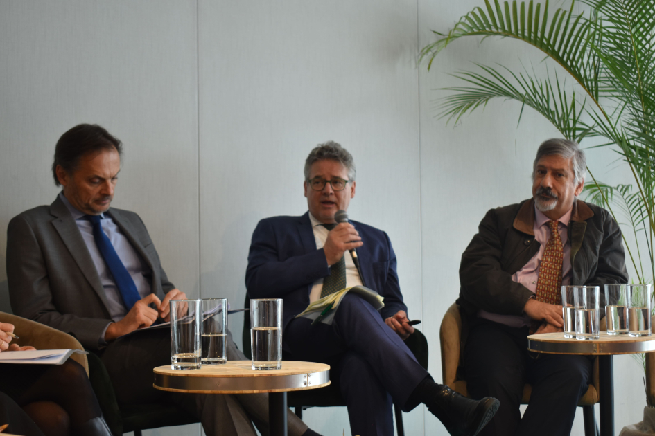 Conversatorio Fortalezas y desafíos de la cooperación internacional en la gestión del agua Conversatorio Fortalezas y desafíos de la cooperación internacional en la gestión del agua
