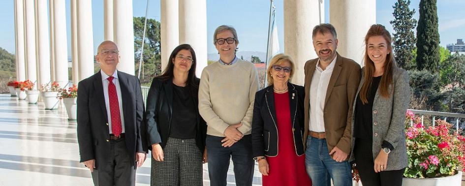 Encuentro entre Mariano Berro (AUCI), autoridades de Mercociudades y UNC. Encuentro entre Mariano Berro (AUCI), autoridades de Mercociudades y UNC.