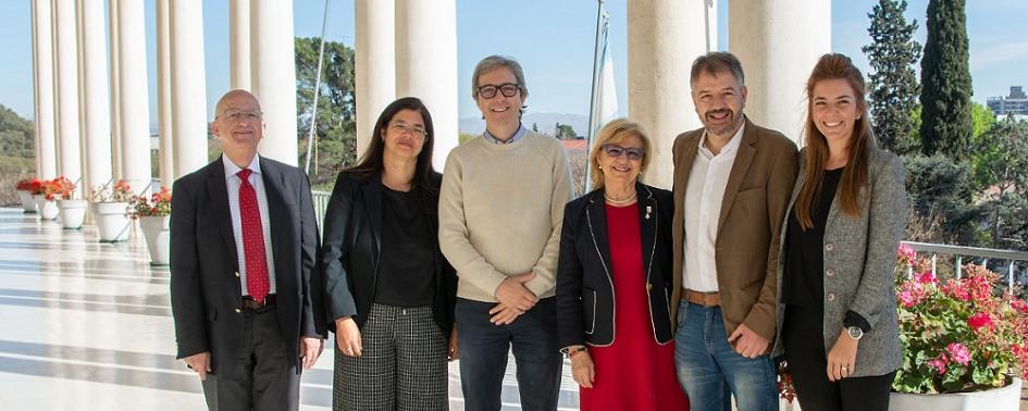 Encuentro entre Mariano Berro (AUCI), autoridades de Mercociudades y UNC.