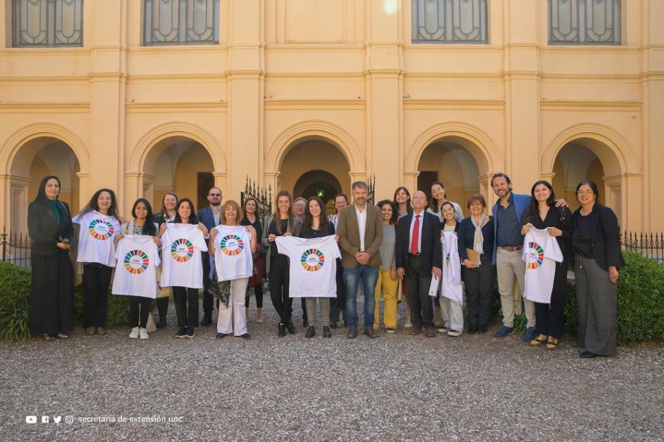 Foto de finalización del curso “Ciudades al Mundo: Intercambio de Experiencias”