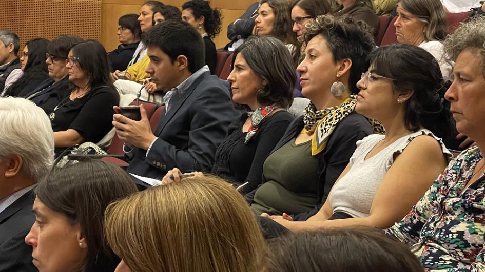 Seminario internacional “Salud Mental Adolescente: aportes a la estrategia nacional” Seminario internacional “Salud Mental Adolescente: aportes a la estrategia nacional”