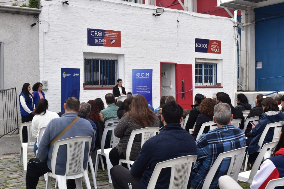 Centro de Referencia y Orientación para personas migrantes en el Club Nacional de Football