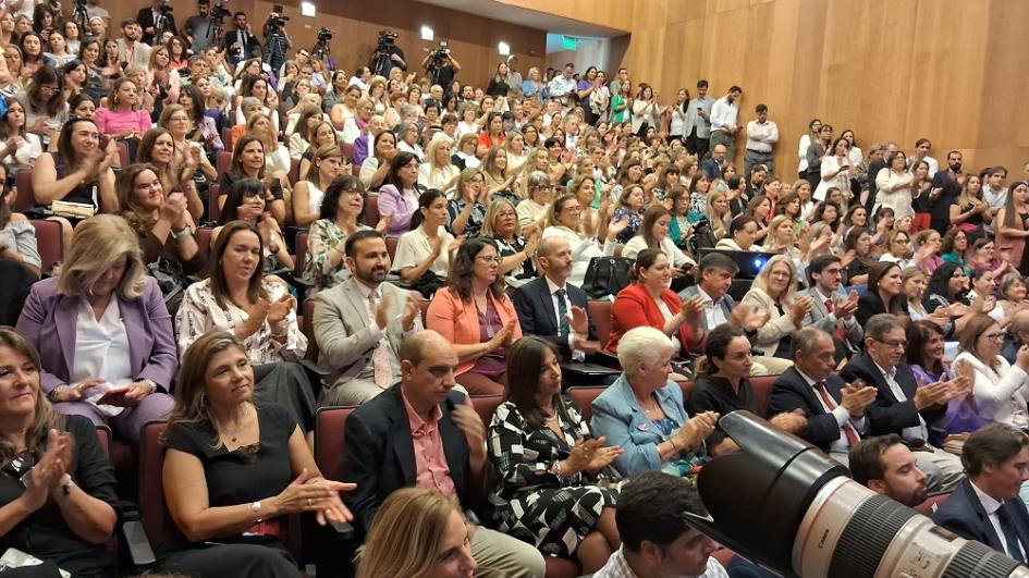 Día Internacional de las Mujeres Día Internacional de las Mujeres