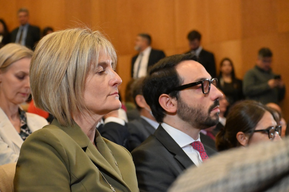 Presentación Informe Democracias bajo presión