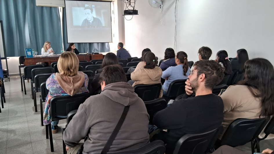 Estudiantes y docentes de Paysandú recibieron información sobre oportunidades educativas