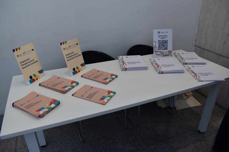 Presentación de las Buenas Prácticas de Uruguay en Torre Ejecutiva