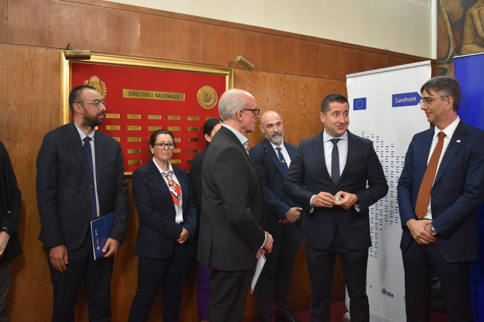 Entrega de certificados del curso Verificación documental en el marco del Punto Atenas Uruguay