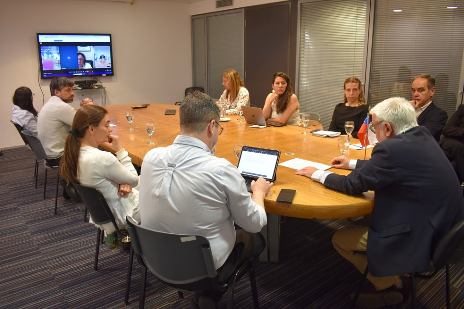 Chile y Uruguay trabajan en fortalecer los sistemas de prevención para reducir el consumo de drogas