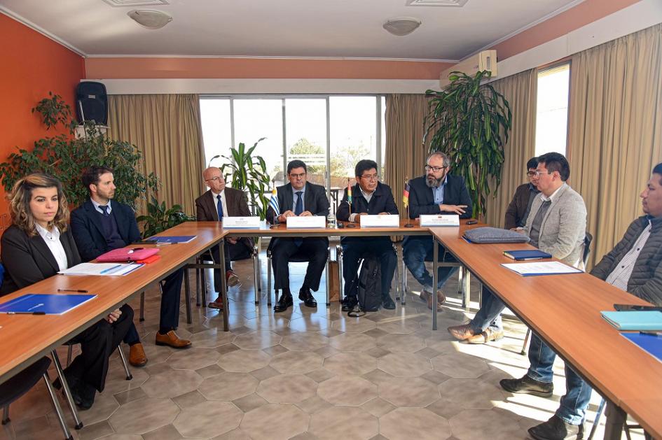 Bolivia y Uruguay intercambian conocimiento sobre energías renovables. Foto: MIEM. Bolivia y Uruguay intercambian conocimiento sobre energías renovables. Foto: MIEM.