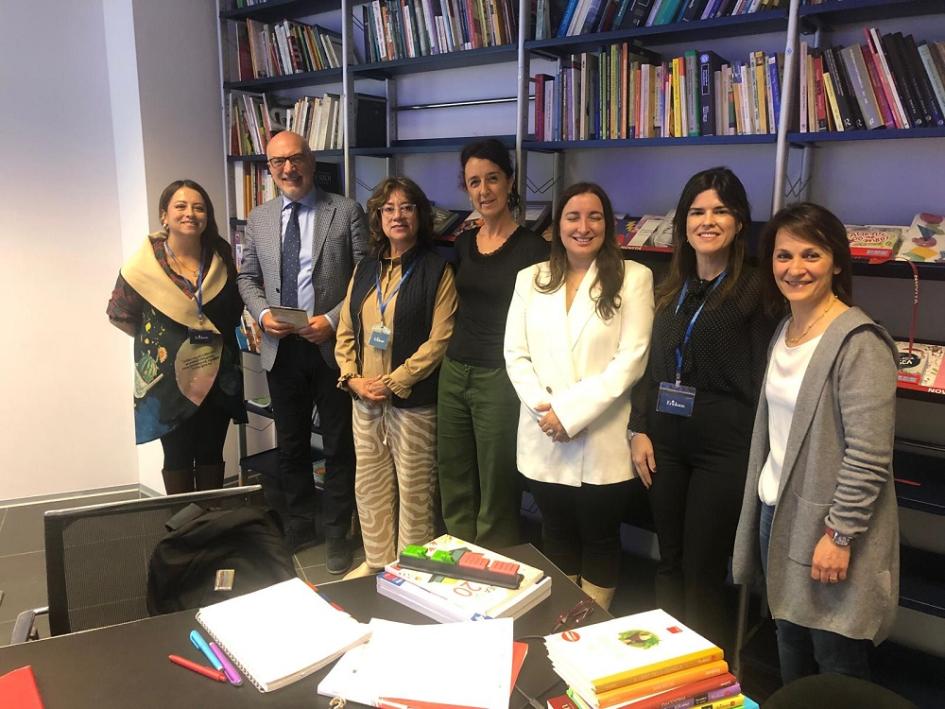 Delegación de Colombia y Uruguay visitó centros educativos de Italia Delegación de Colombia y Uruguay visitó centros educativos de Italia