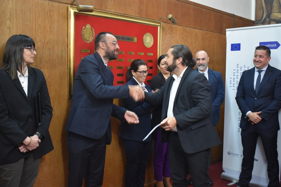 Entrega de certificados del curso Verificación documental en el marco del Punto Atenas Uruguay