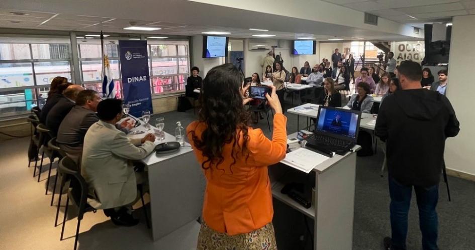 Lanzamiento en Montevideo del proyecto Mujeres en Tecnologías de la Información