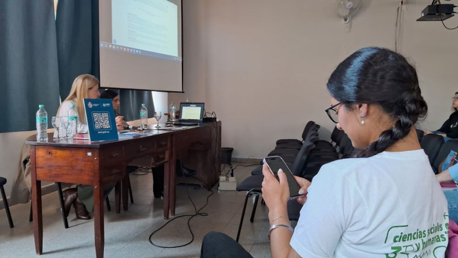 Estudiantes y docentes de Paysandú recibieron información sobre oportunidades educativas