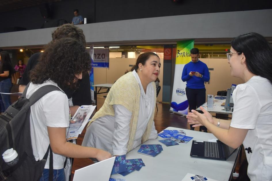 Feria de Oportunidades de estudios en Rivera.