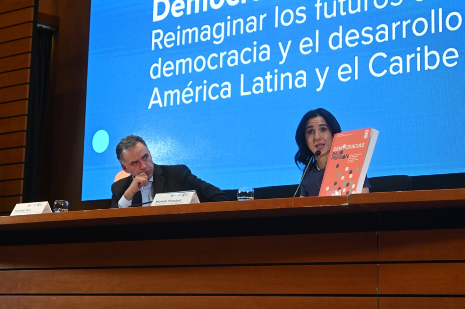 Presentación Informe Democracias bajo presión